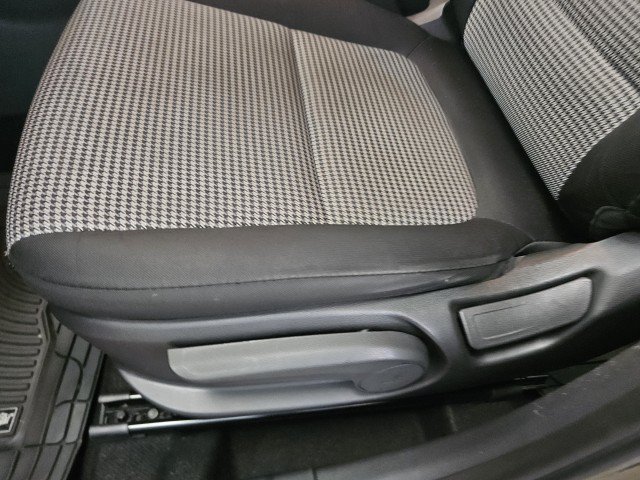 Used 2019 Hyundai Kona SE FWD image 30