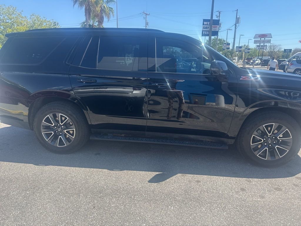 Used 2022 Chevrolet Tahoe Z71 w/ Off-Road Capability Package image 2