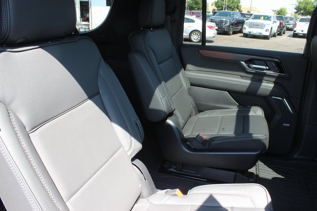 New 2025 GMC Yukon XL Denali w/ Sun & Power Step Package image 27