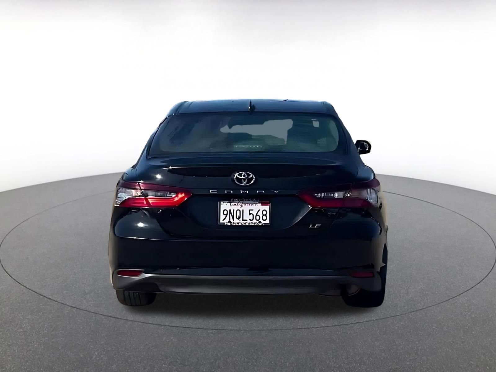 Used 2023 Toyota Camry LE FWD image 11