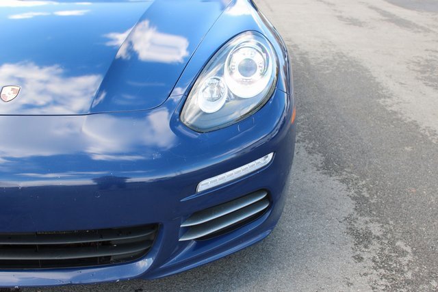 Used 2015 Porsche Panamera 4 image 41