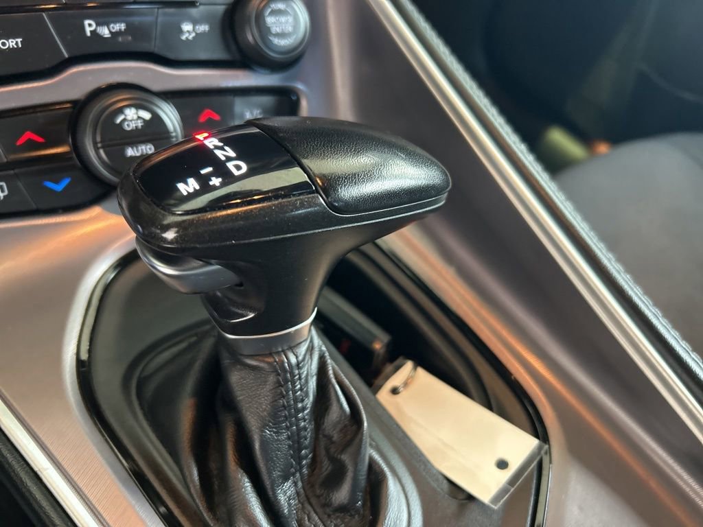Used 2022 Dodge Challenger GT image 8