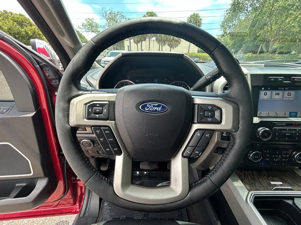 Used 2017 Ford F250 Lariat w/ Lariat Ultimate Package AWD/4WD image 17