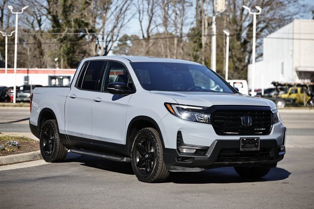 Used 2023 Honda Ridgeline Black Edition image 13