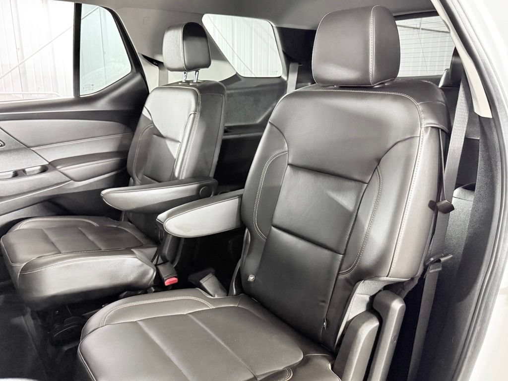 Used 2020 Chevrolet Traverse RS FWD image 18