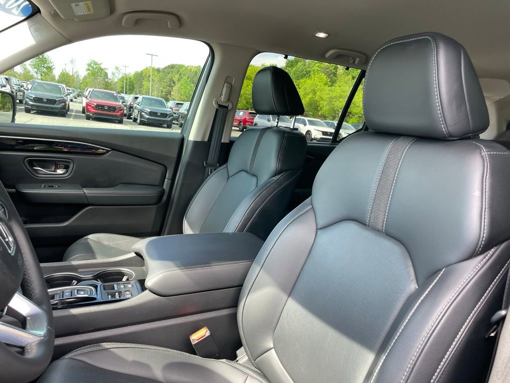 Certified 2025 Honda Pilot EX-L image 26