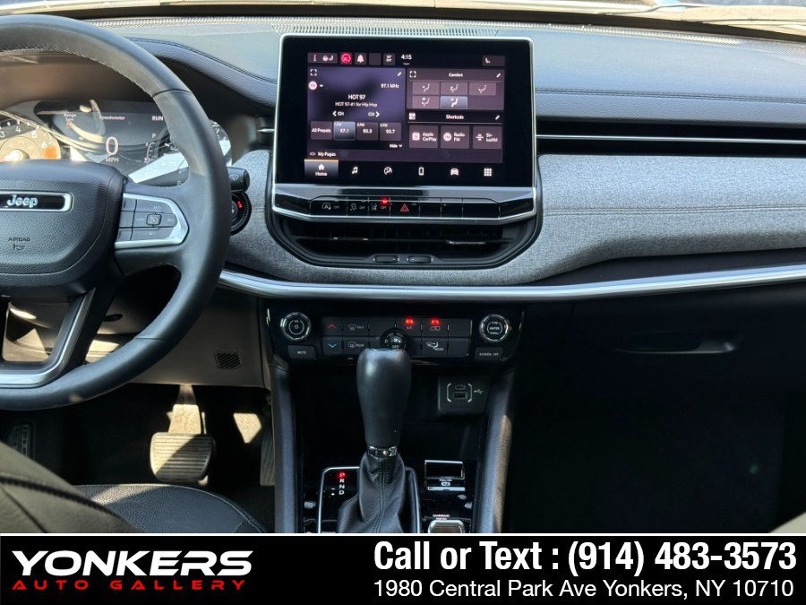 Used 2023 Jeep Compass Latitude w/ Sun and Sound Group AWD/4WD image 37