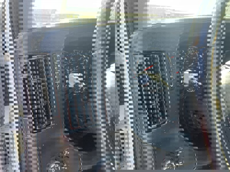 Used 2021 Chevrolet Express 2500 w/ Driver Convenience Package image 14