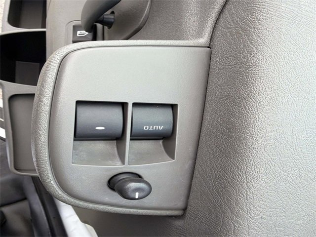 Used 2024 Chevrolet Express 2500 w/ Driver Convenience Package image 17