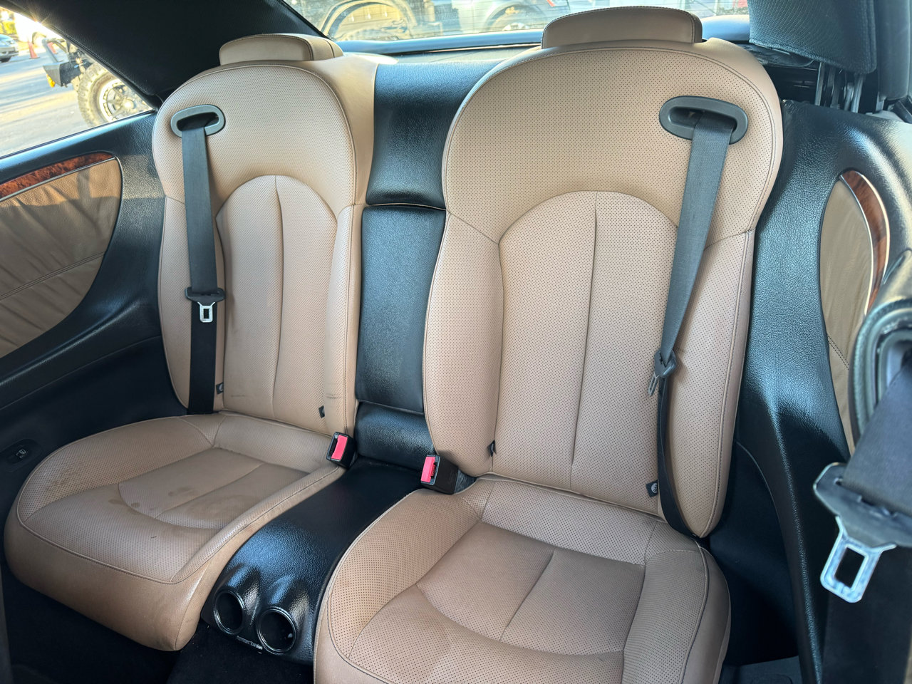 Used 2009 Mercedes-Benz CLK 350 Cabriolet image 17