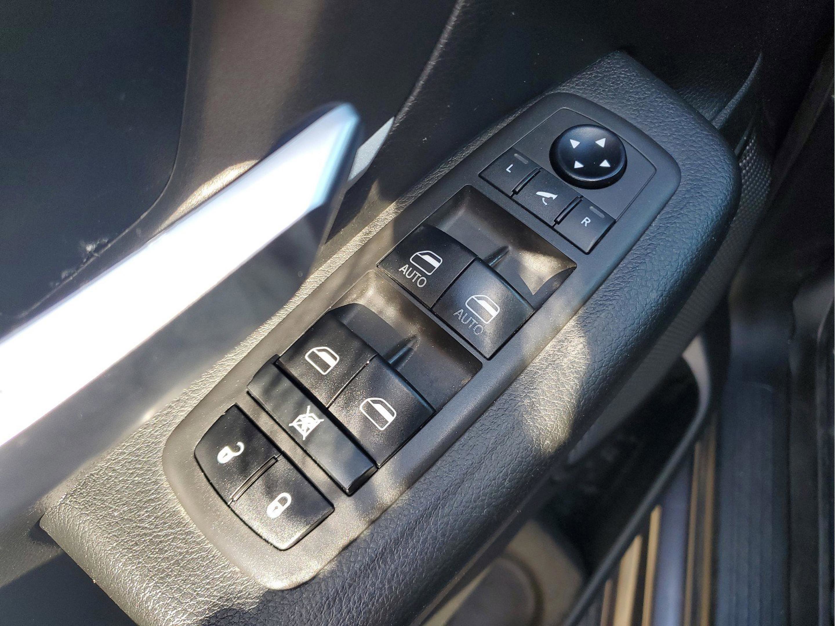 Used 2021 RAM 1500 Big Horn image 13