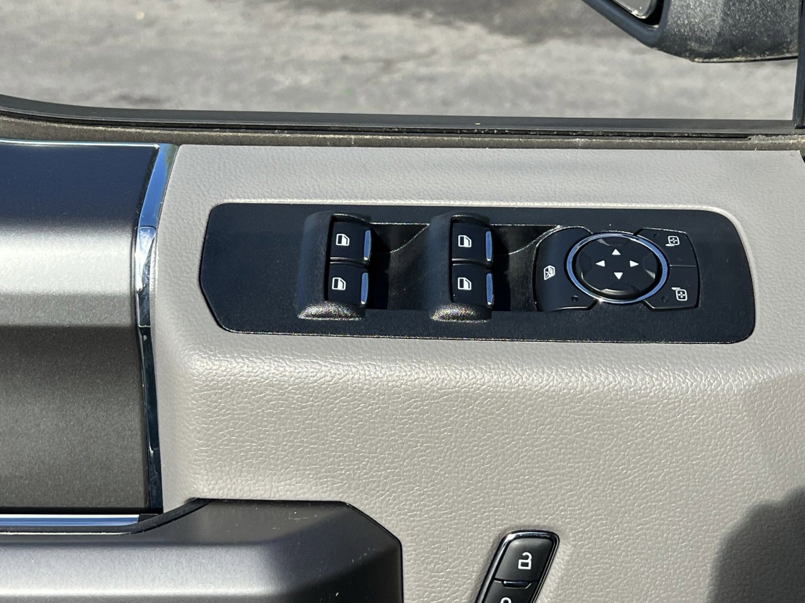 Used 2020 Ford F150 XLT w/ Equipment Group 302A Luxury AWD/4WD image 14