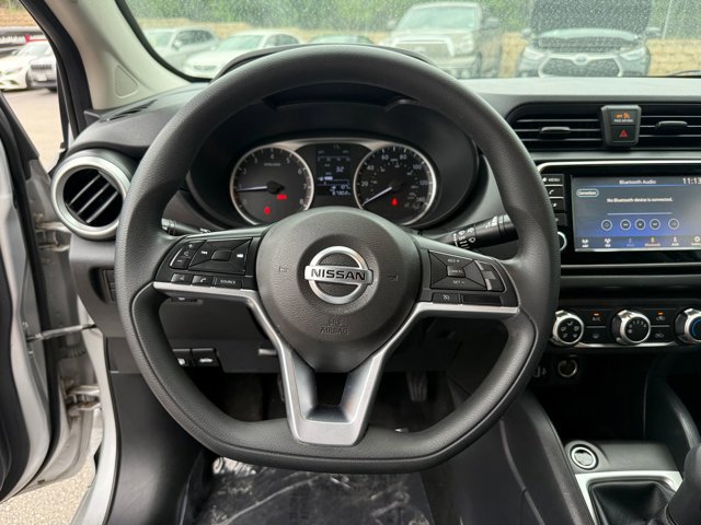 Used 2021 Nissan Versa S FWD image 30
