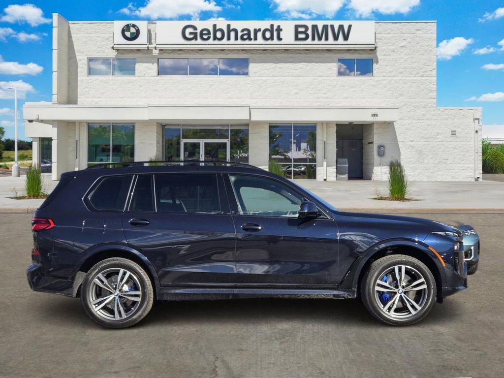 New 2026 BMW X7 xDrive40i w/ M Sport Package image 4