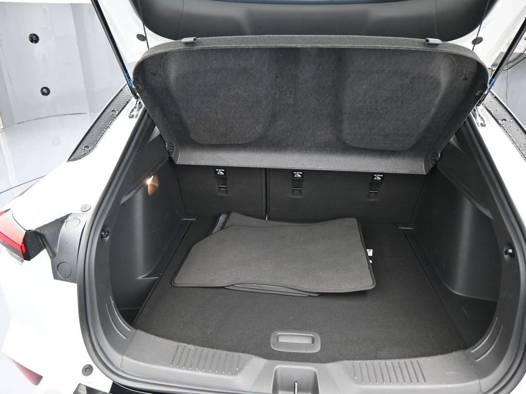 Used 2024 Buick Envista Sport Touring w/ Experience Buick Package image 41