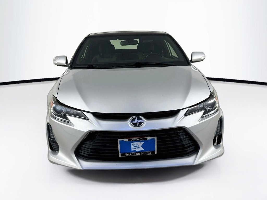Used 2014 Scion tC FWD image 2