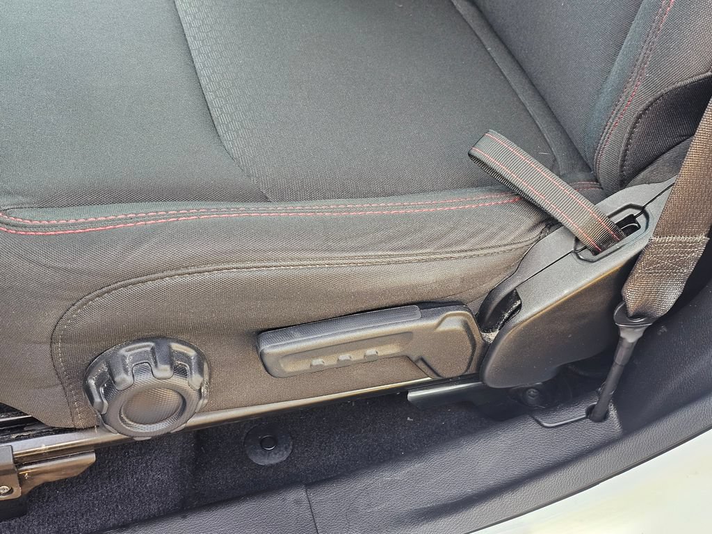 Used 2021 Jeep Wrangler Rubicon AWD/4WD image 19