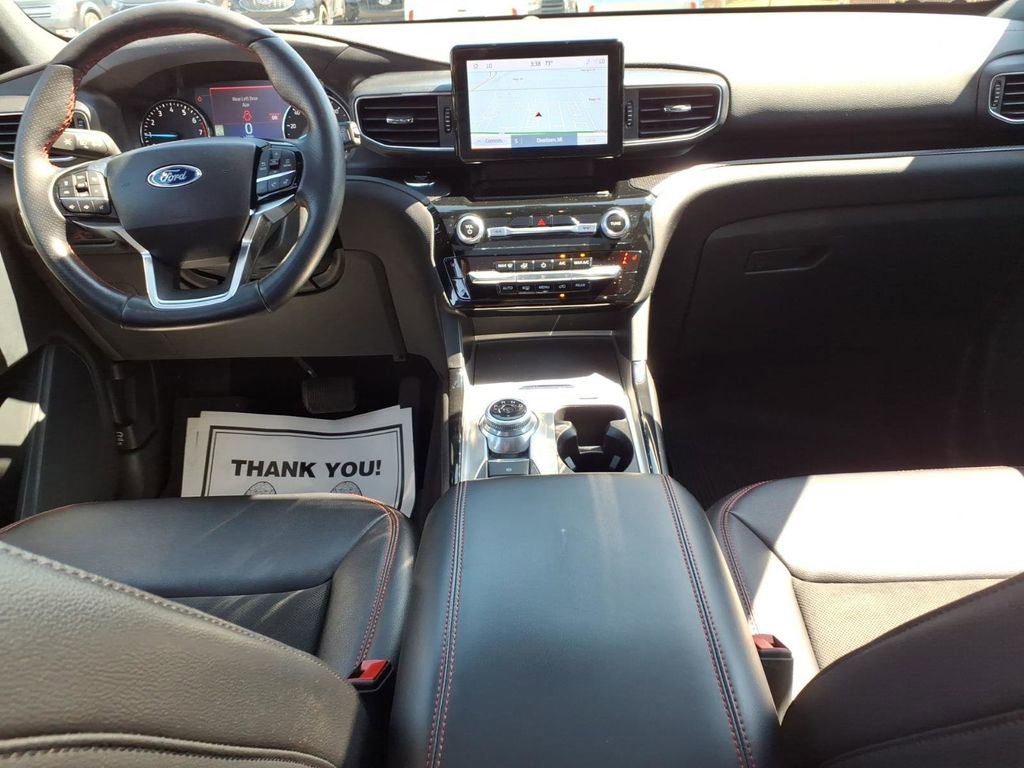 Used 2023 Ford Explorer ST-Line w/ Class IV Trailer Tow Package AWD/4WD image 14