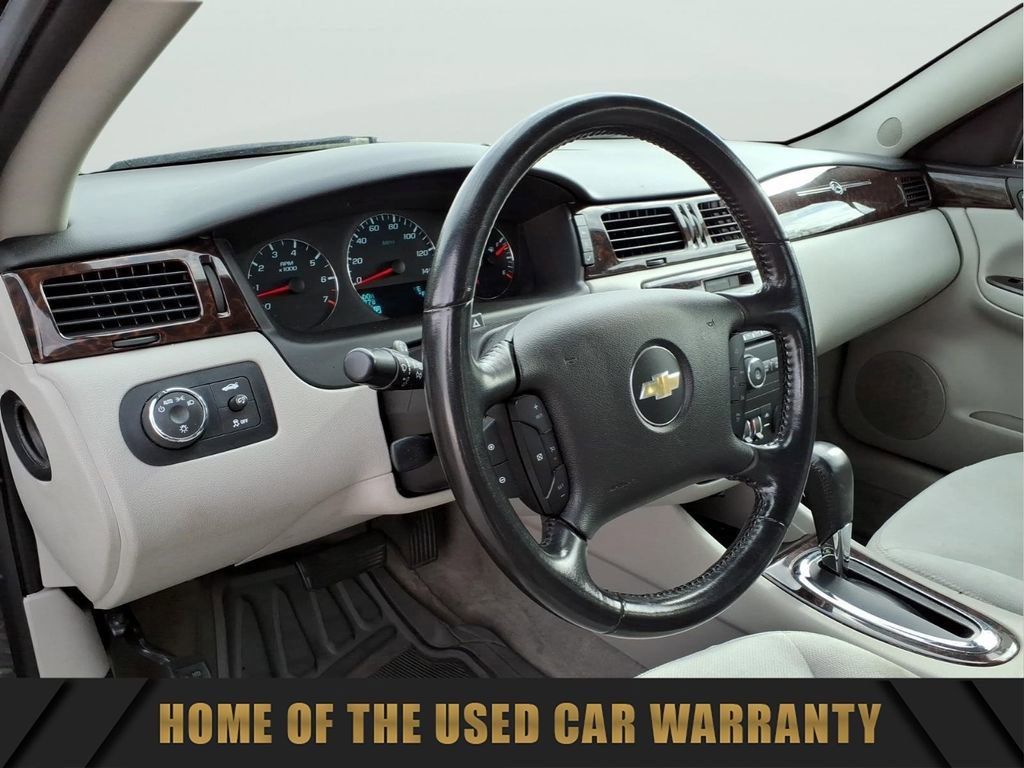 Used 2014 Chevrolet Impala LT w/ LT Sunroof Package image 16