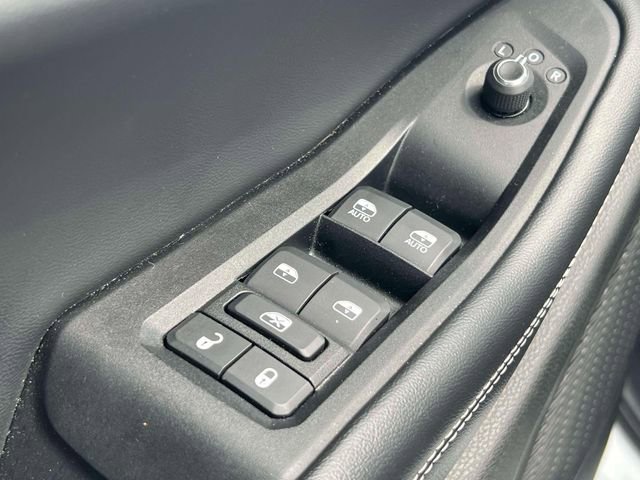 Used 2023 Jeep Grand Cherokee L Laredo RWD image 26