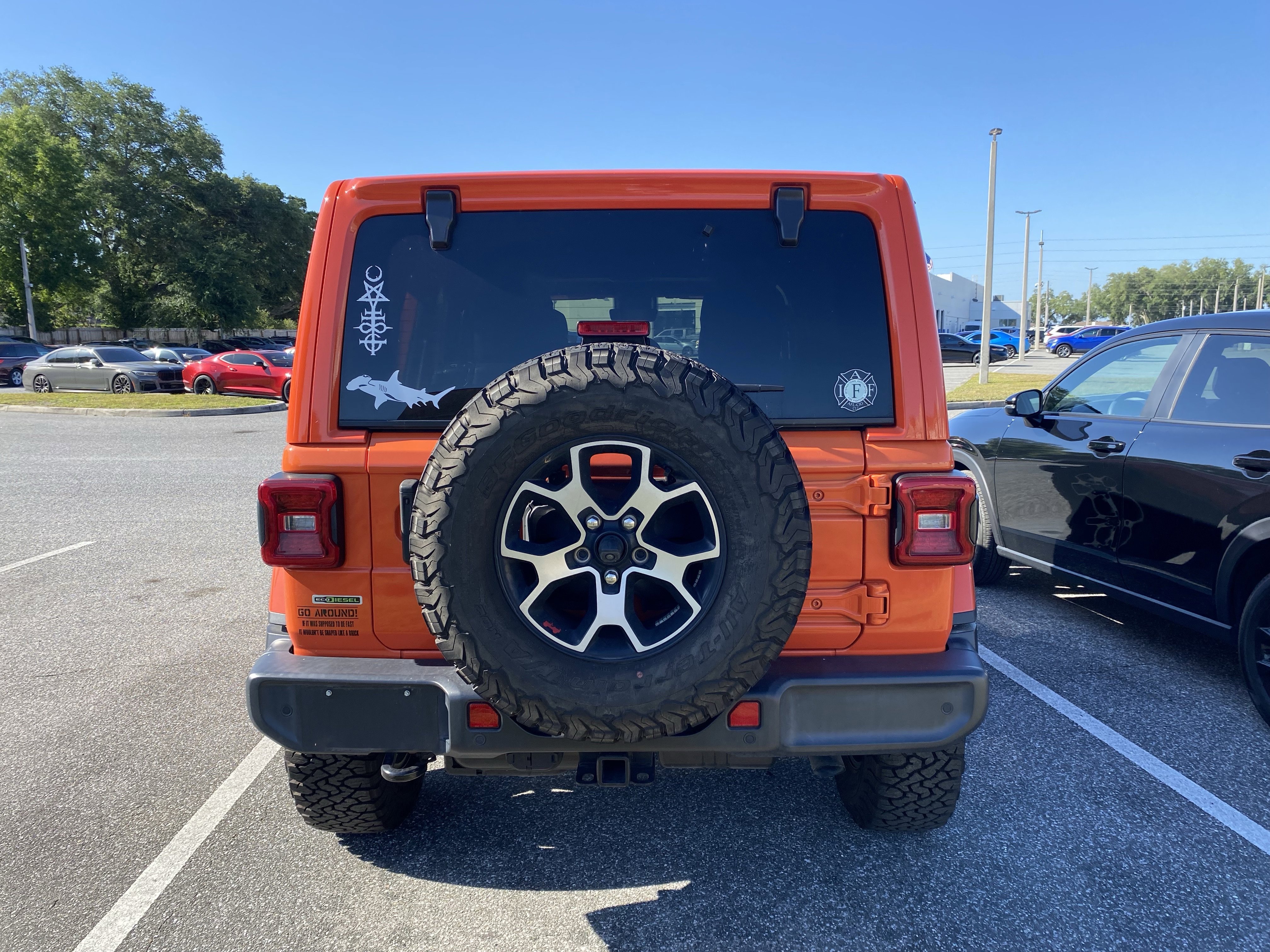 Used 2020 Jeep Wrangler Unlimited Sahara AWD/4WD image 19