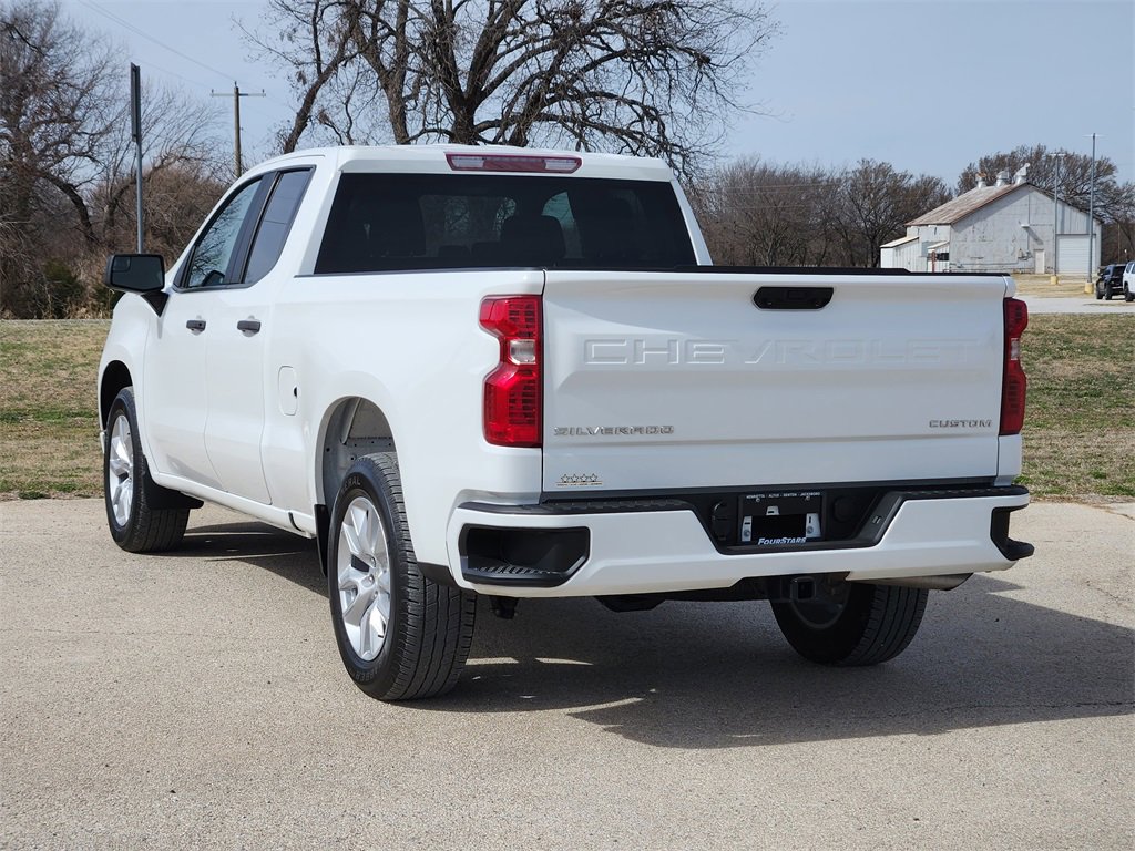 Used 2022 Chevrolet Silverado 1500 Custom image 5