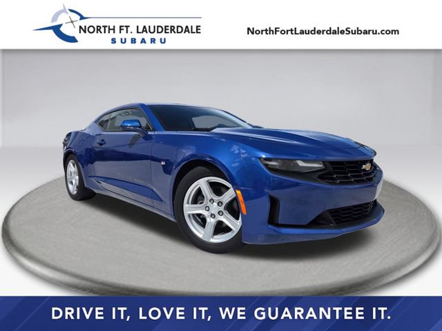 Used 2023 Chevrolet Camaro LT RWD image 1