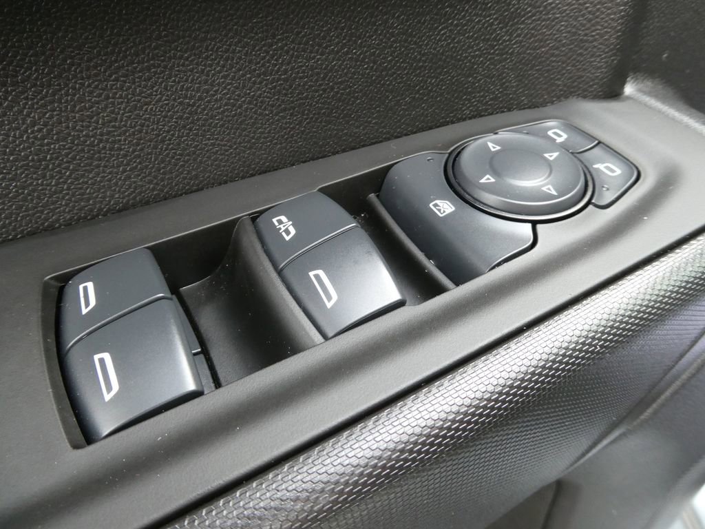 Certified 2025 Chevrolet Silverado 1500 Custom w/ Turbomax Blackout Package image 24