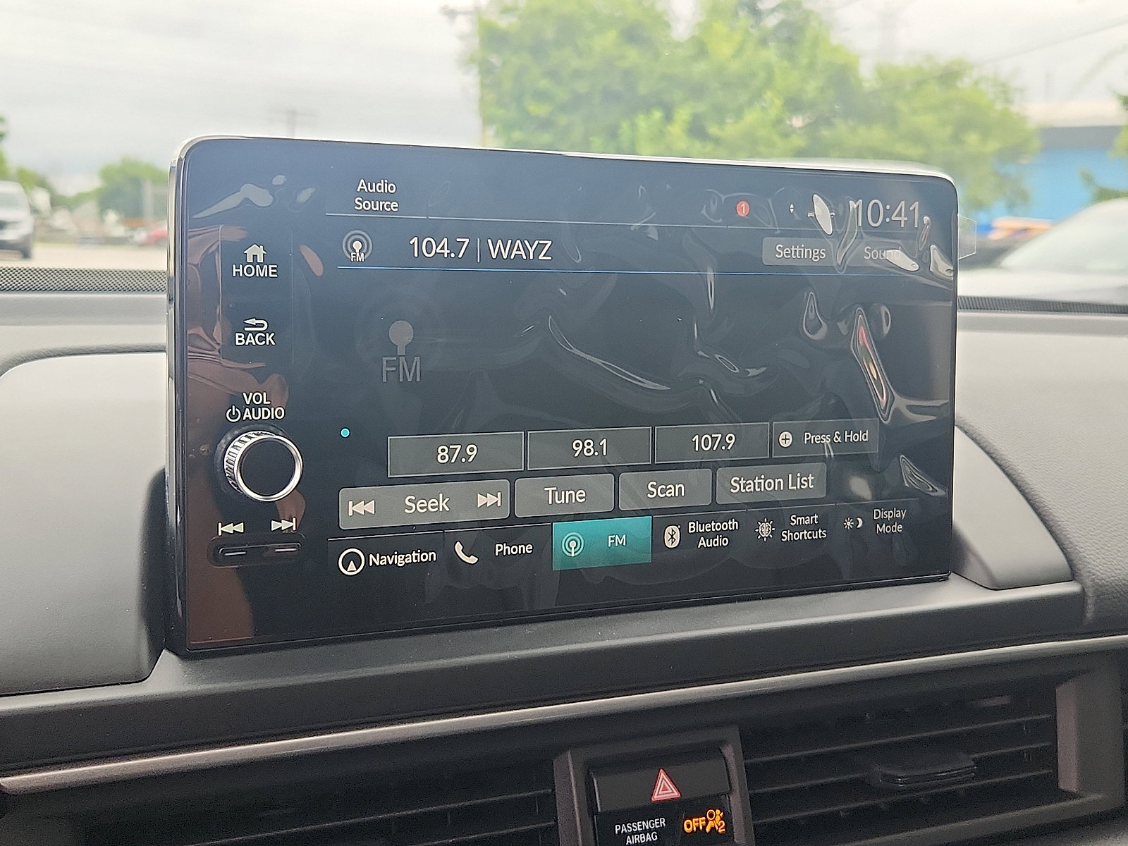 New 2025 Honda Pilot Touring image 13