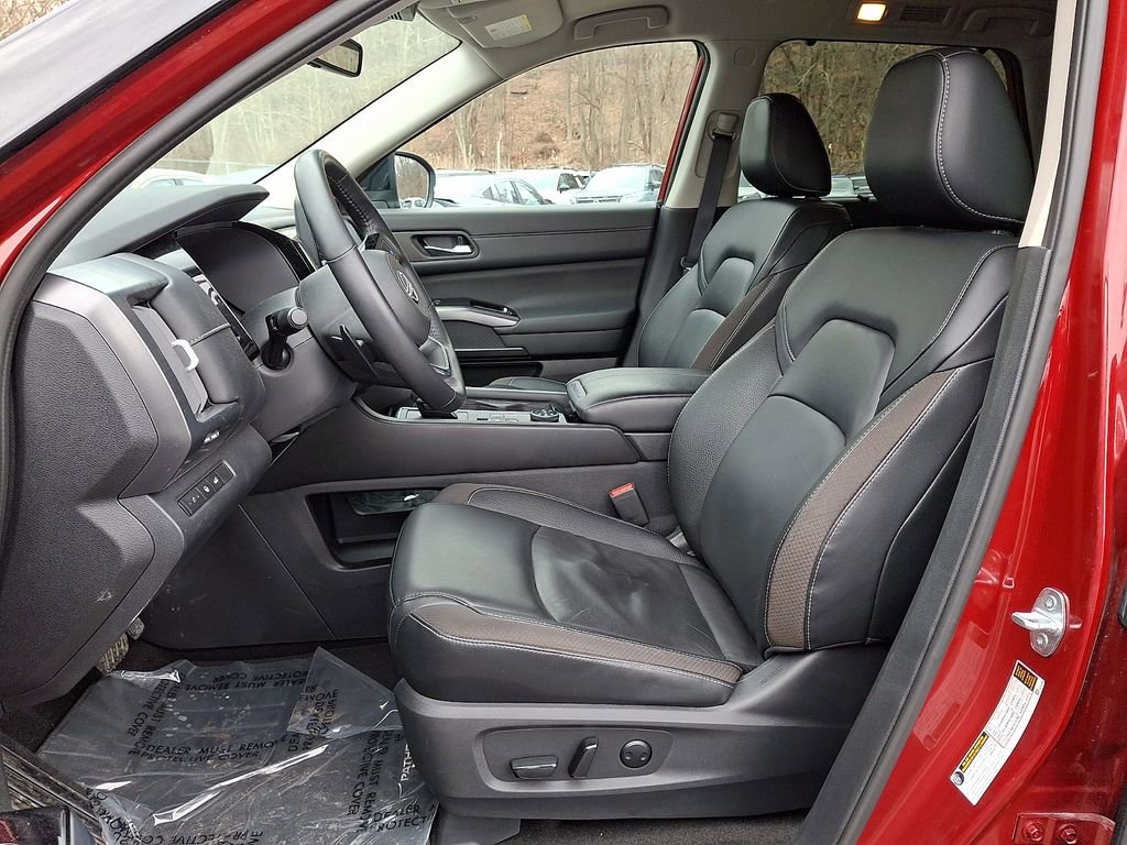 Certified 2023 Nissan Pathfinder SL image 16