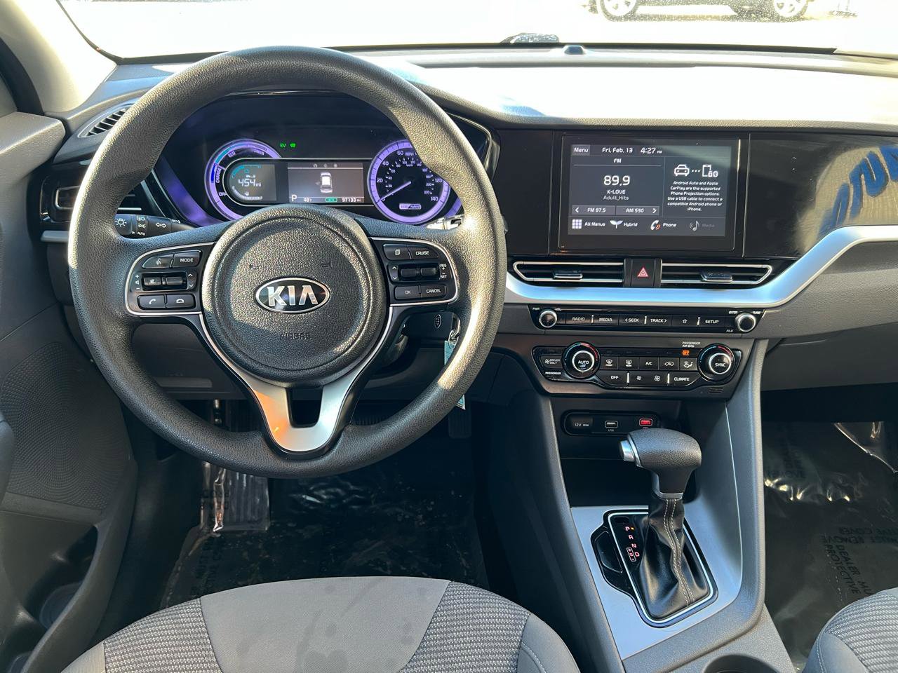 Used 2020 Kia Niro LX image 17