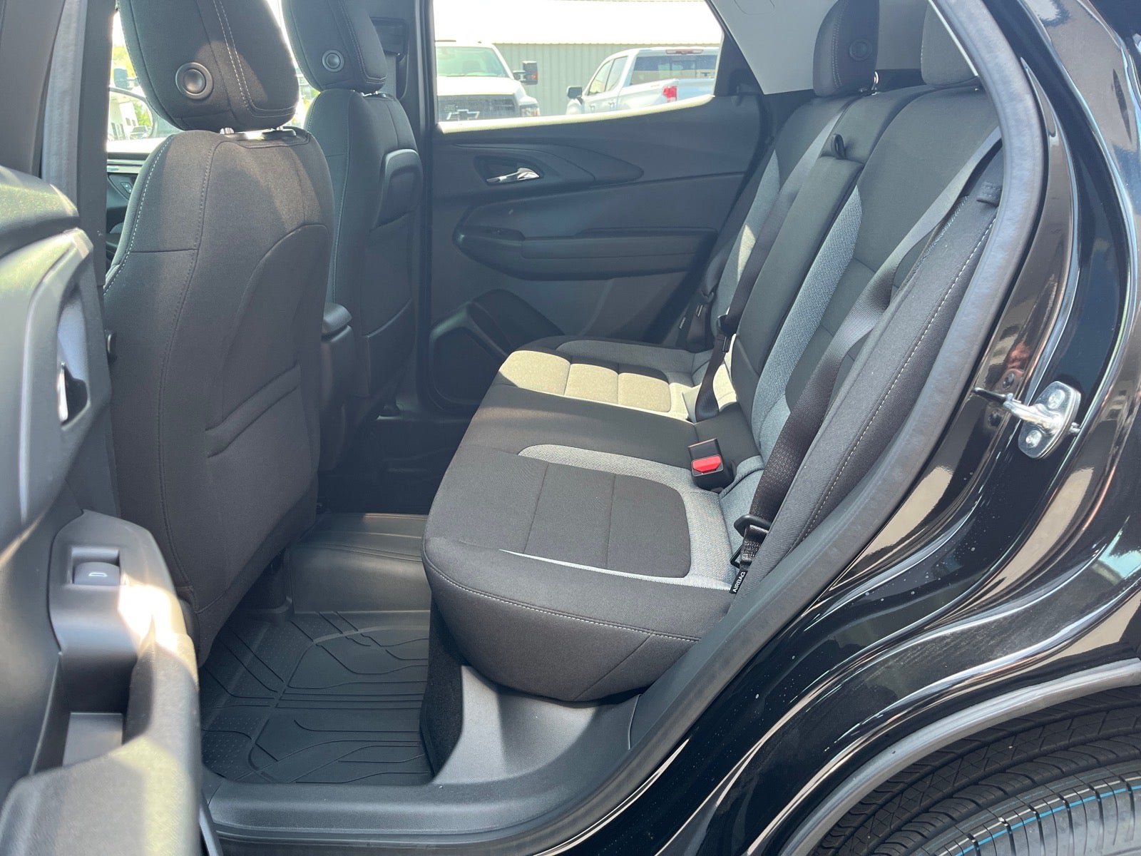 New 2026 Chevrolet TrailBlazer LT w/ Convenience Package AWD/4WD image 17