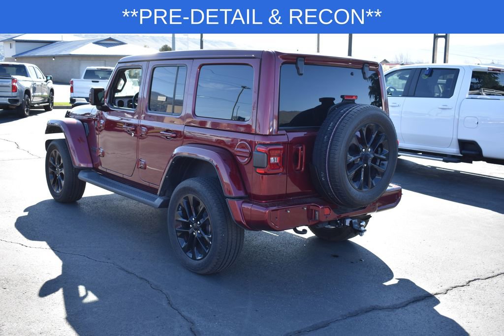 Used 2021 Jeep Wrangler Unlimited Sahara image 3