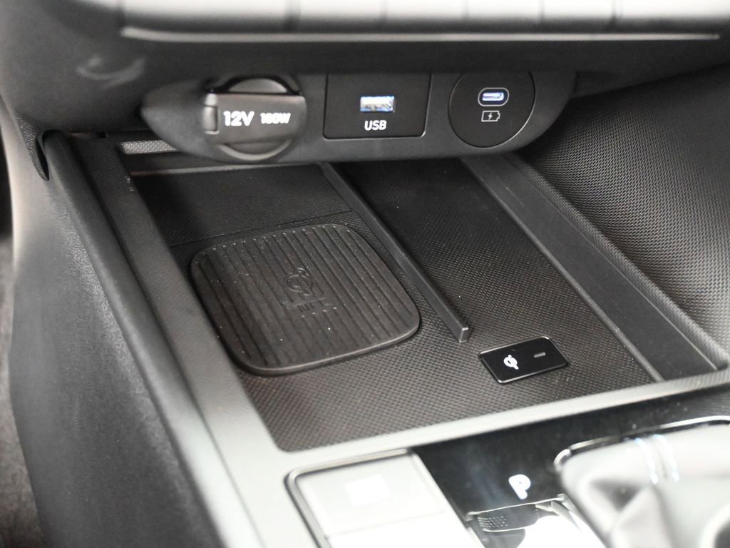 Used 2025 Hyundai Elantra N image 25