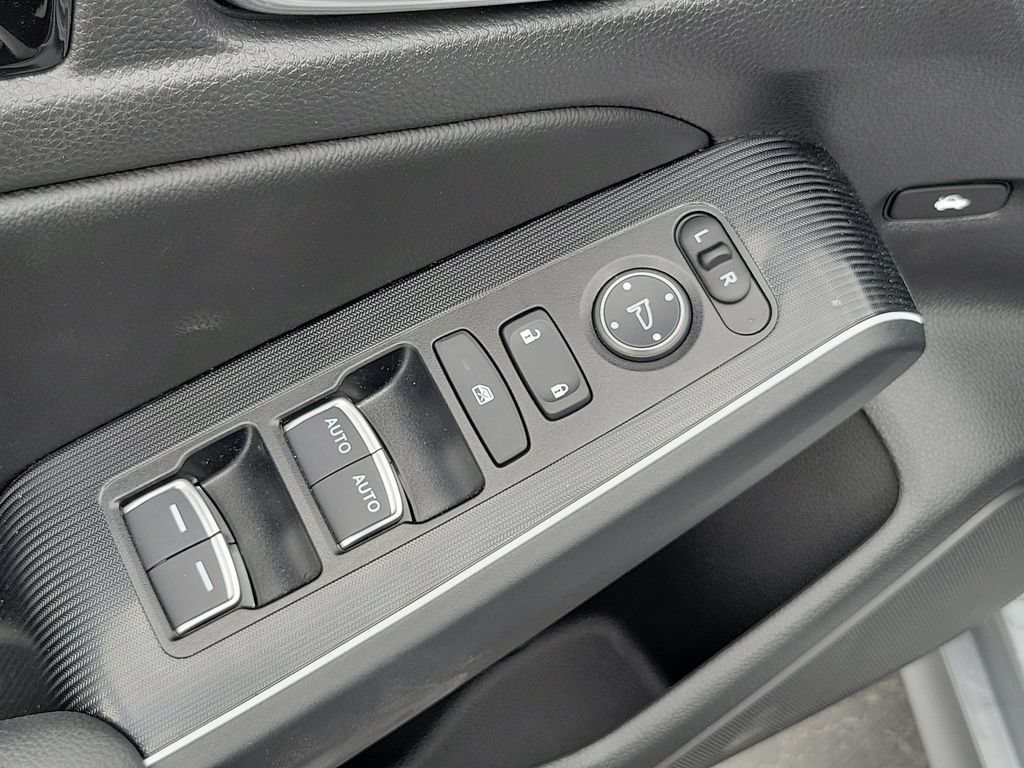 Certified 2025 Honda Civic FWD Hybrid Sedan image 21