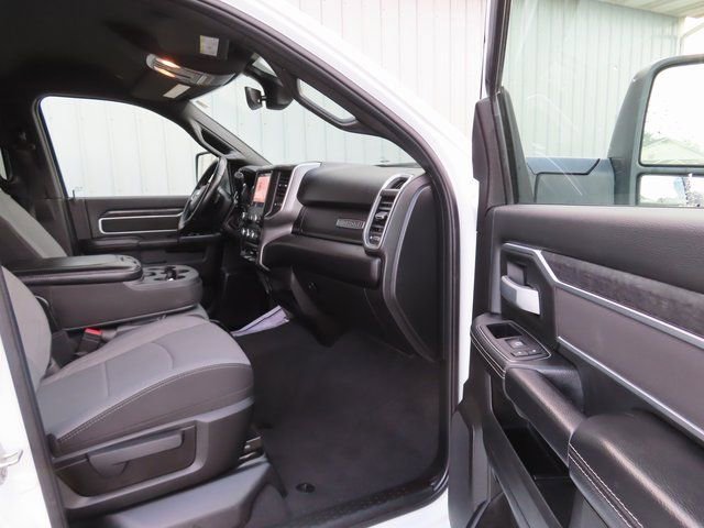 Used 2024 RAM 3500 Big Horn image 22