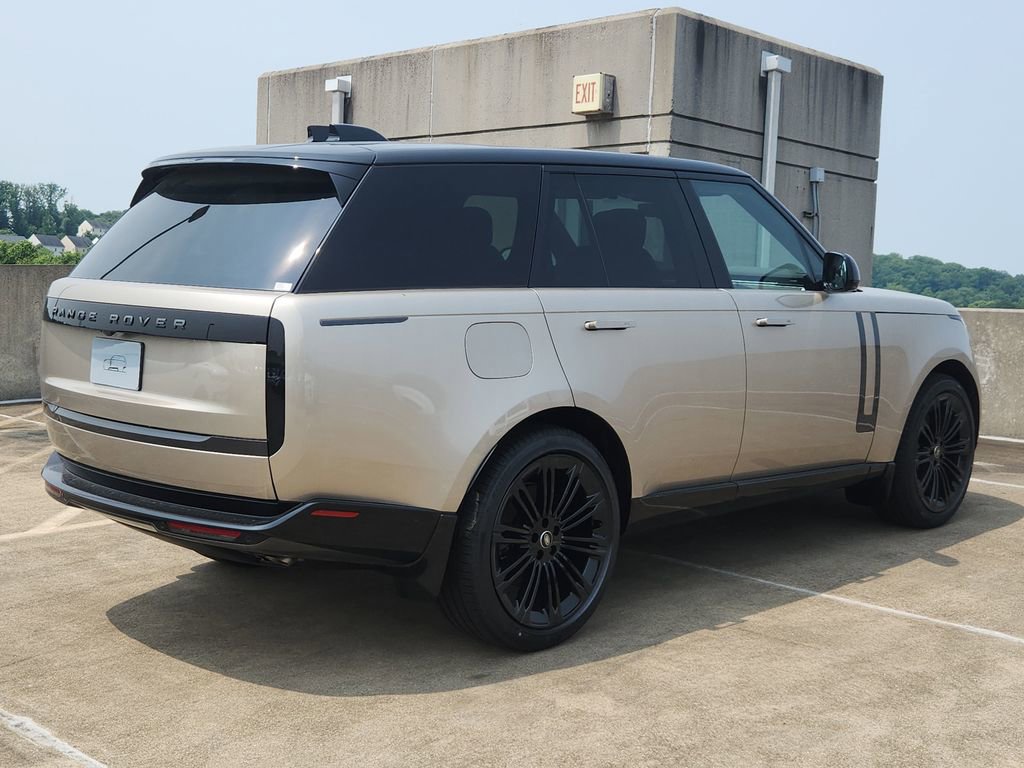 New 2025 Land Rover Range Rover SE AWD/4WD image 2