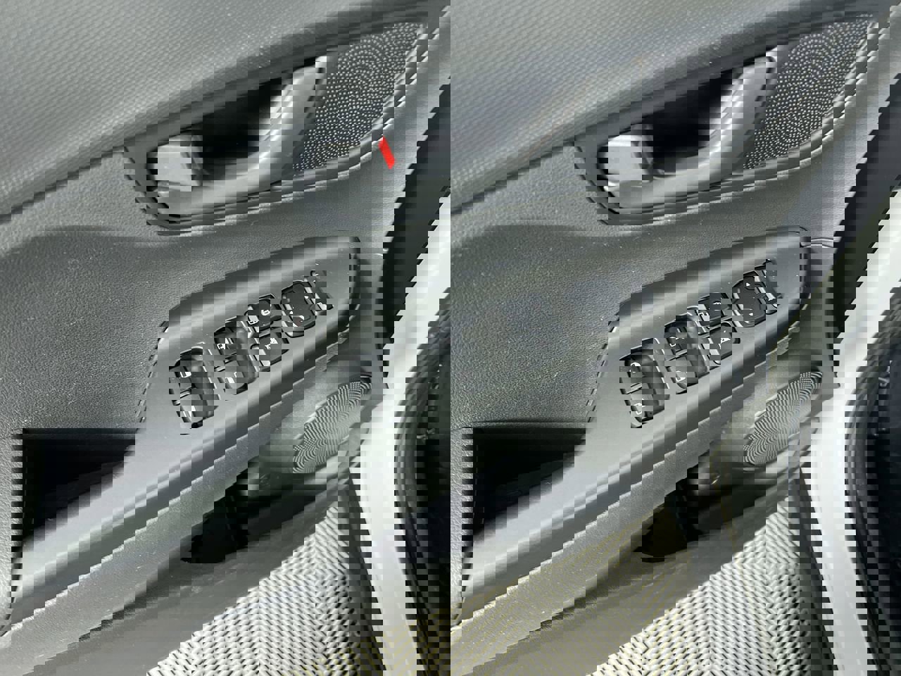 Used 2020 Hyundai Kona SE image 14