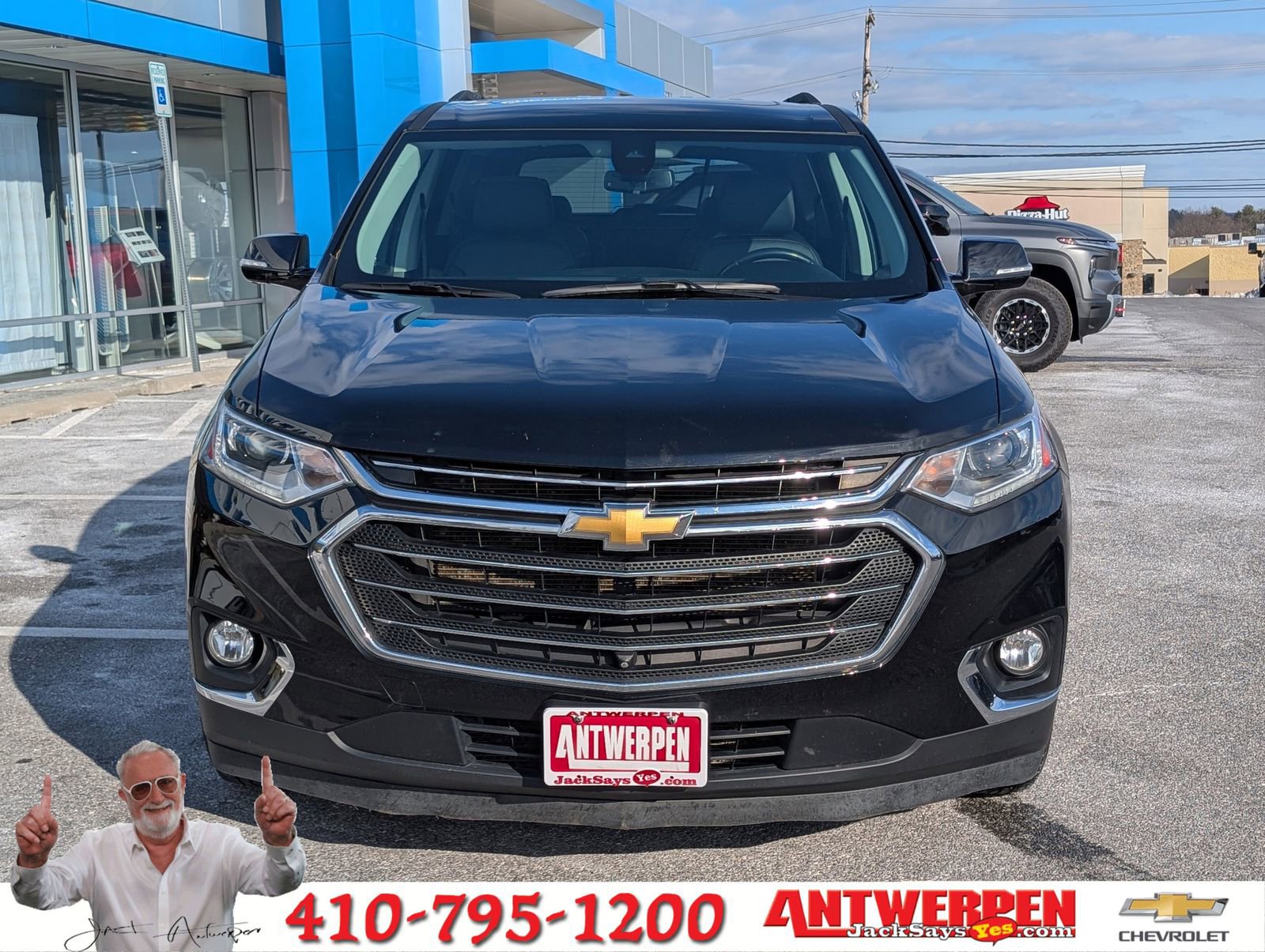 Used 2020 Chevrolet Traverse LT w/ LT Premium Package image 8