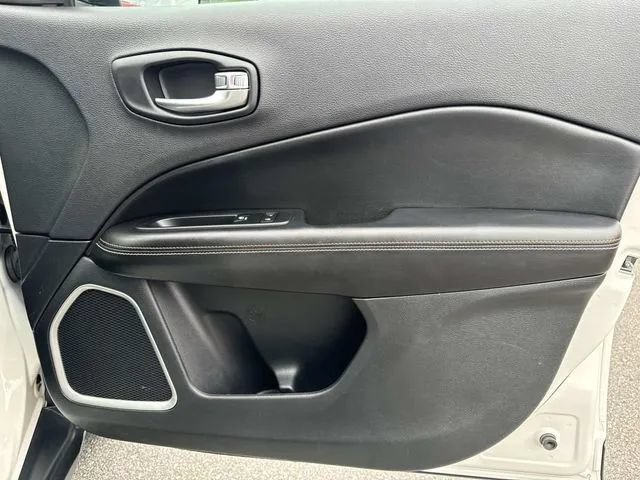 Used 2019 Jeep Compass Sport AWD/4WD image 26