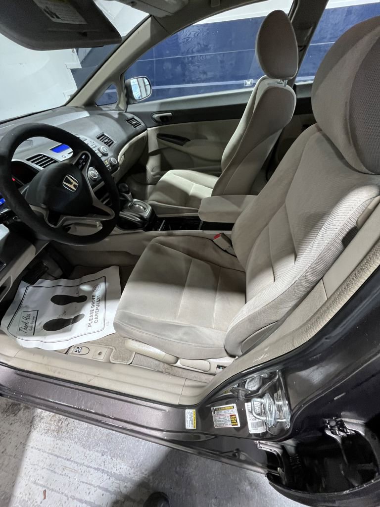 Used 2010 Honda Civic LX image 5