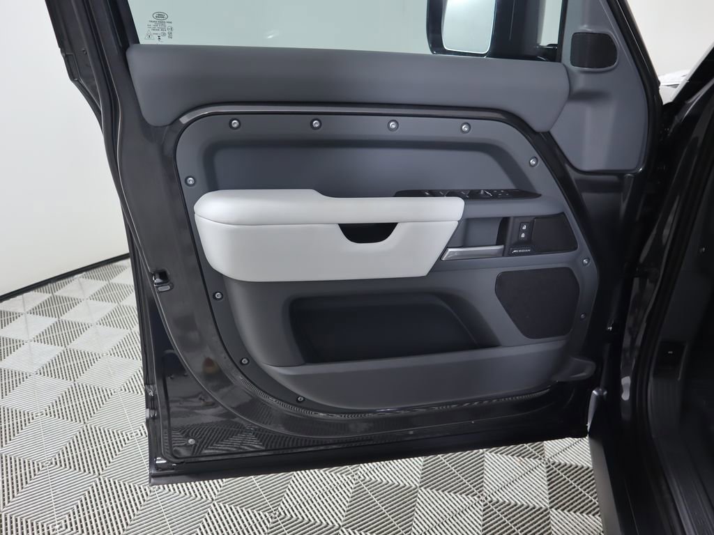New 2026 Land Rover Defender 110 S image 24