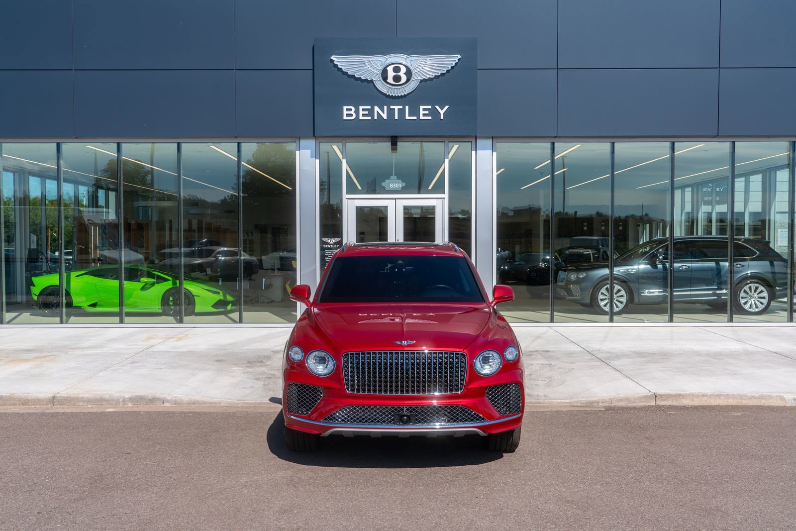 Certified 2024 Bentley Bentayga Extended Wheelbase image 3