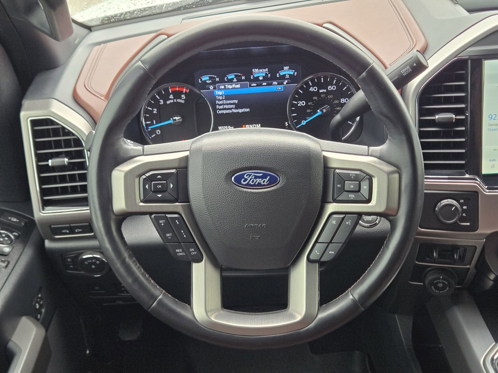 Used 2022 Ford F350 Platinum w/ FX4 Off-Road Package AWD/4WD image 22