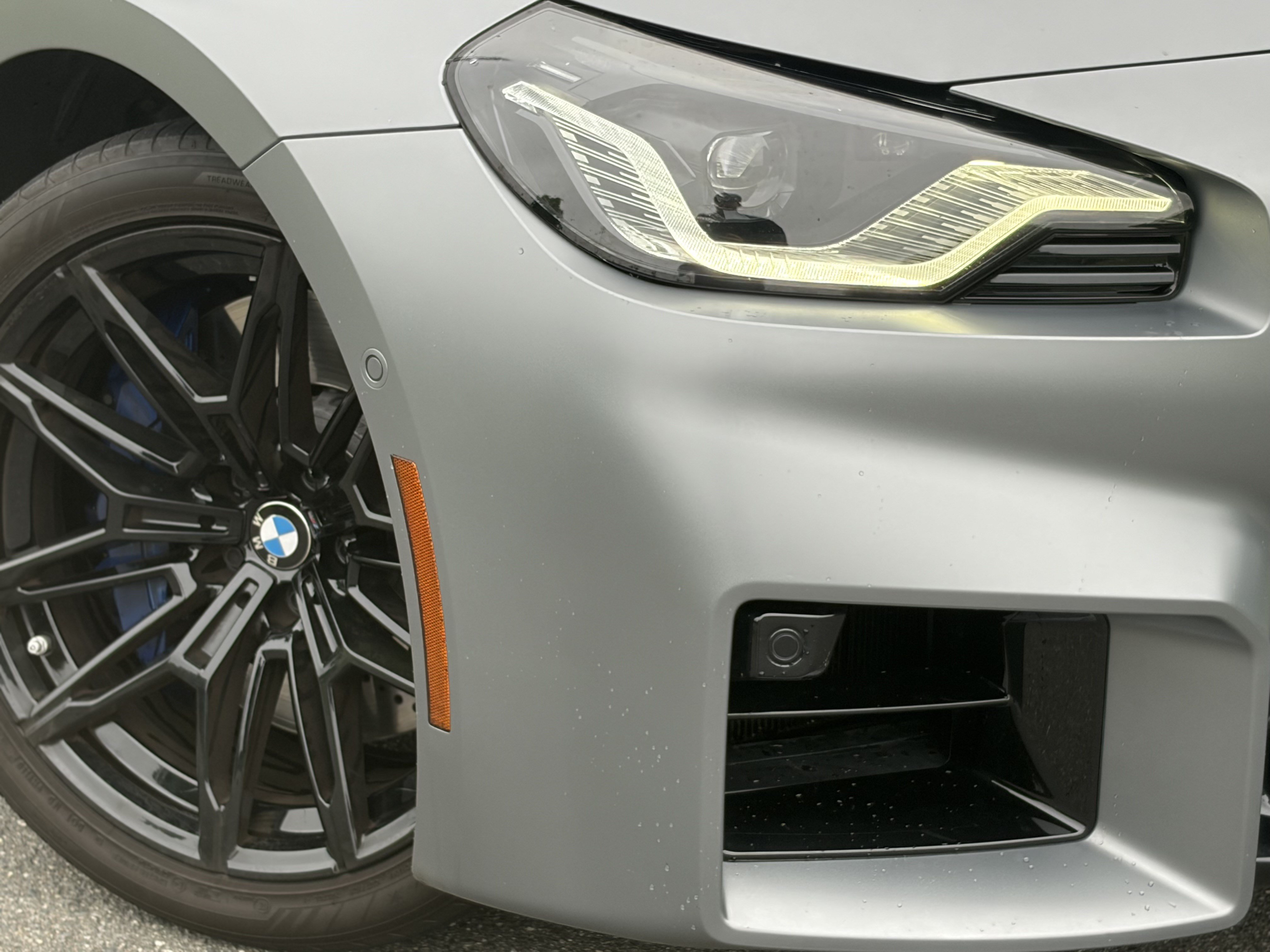Used 2024 BMW M2 w/ Lighting Package RWD image 2