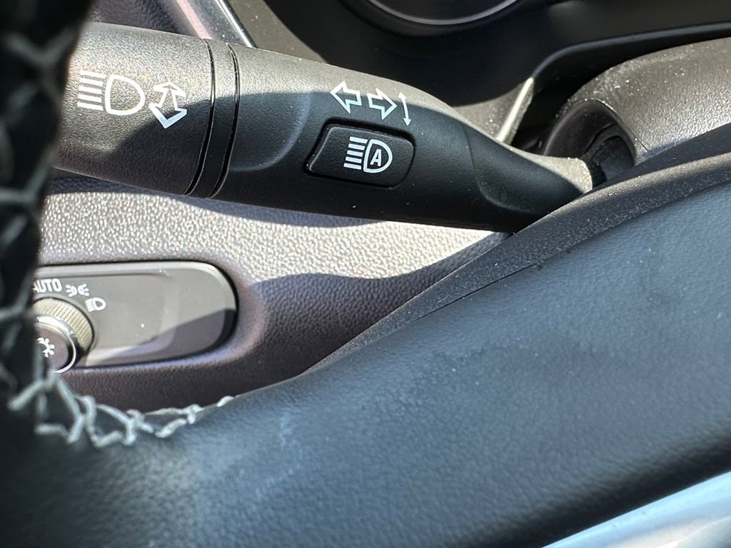 Used 2024 Chevrolet Blazer LT FWD image 28