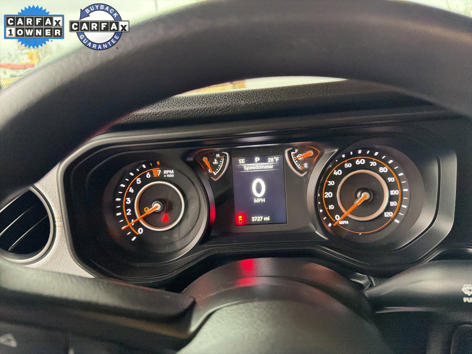 Used 2025 Jeep Gladiator Sport image 9