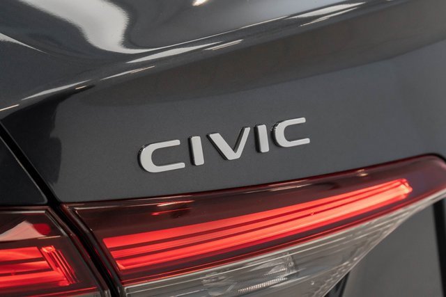 Used 2025 Honda Civic Sport image 9