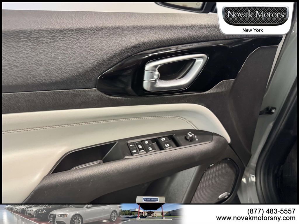 Used 2022 Jeep Compass Limited w/ Sun and Sound Group AWD/4WD image 15