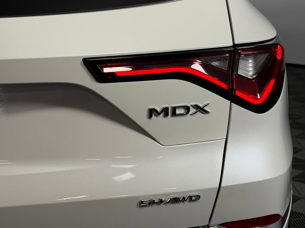 Used 2026 Acura MDX SH-AWD w/ Technology Package image 12